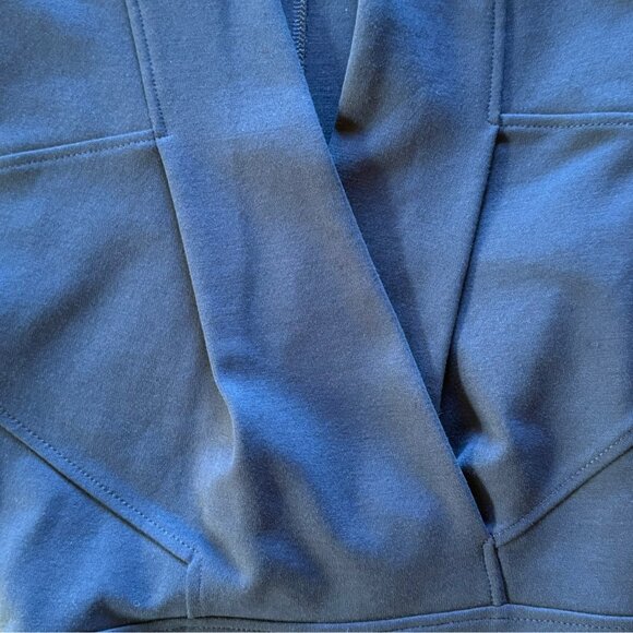 Stunning Gucci stretch cross-front top!  NWOT, XS - Picture 5 of 12